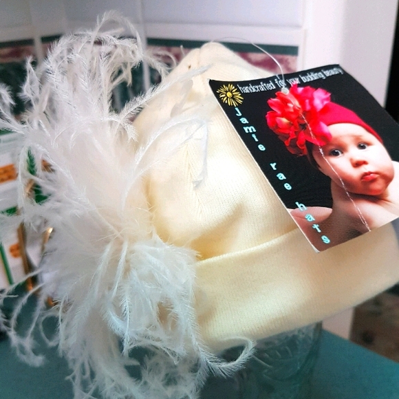Jamie Rae Baby Hat - Picture 1 of 4